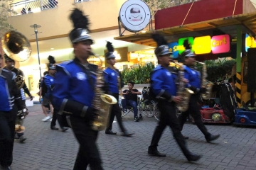 Marching-band-at-Mall-of-Asia-in-Manila