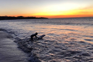 Boy-enjoying-the-sunset