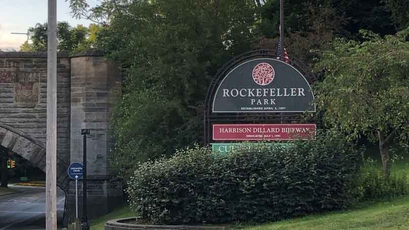 Sign that says Rockefeller Park