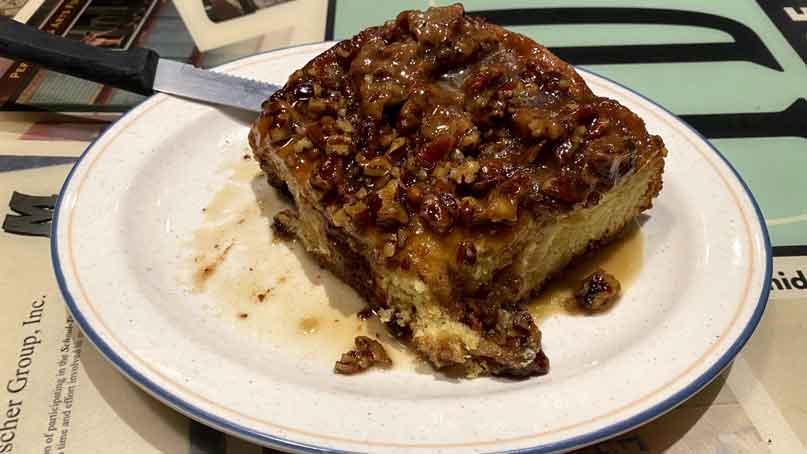 Plate with a pecan roll